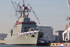 「崔贤」号驱逐舰是朝鲜「国家战舰」。（图：朝中社)