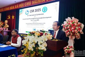 南部区域社会科学院院长武俊兴在研讨会上致开幕词。（图：人民报）