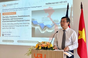 教育与培训部副部长阮文福致辞。