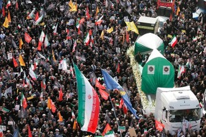 伊朗为以伊冲突遇难者举行国葬