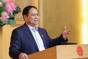 政府总理范明政主持关于庆祝国庆80周年社经成就展提案的会议。（图：VGP）