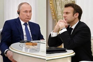 俄罗斯总统普京与法国总统马克龙。（图：互联网）