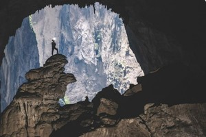 山水洞被誉为世界最宏伟洞穴