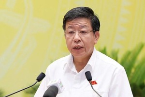 河内市人委会副主席杨德俊。