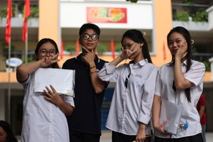 应考2025年高中毕业试的考生。（图：大胜）