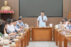 新闻媒体机关对重组提案提意见