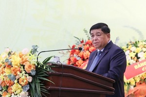 克服障碍并在科研中创造新突破