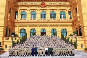 越南四号工兵队整装待发 执行维和任务