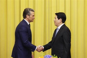 国家主席梁强会见美国战争部长皮特·赫格塞思。（图：越通社）