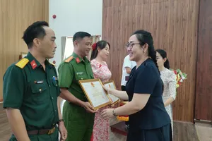 Bộ máy gọn hơn, người dân hài lòng hơn