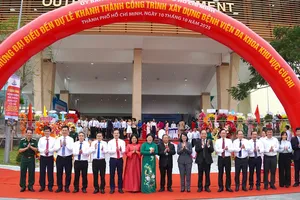 Các đại biểu tại lễ khánh thành. Ảnh: QUANG HUY