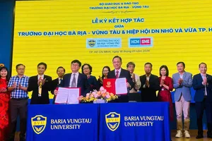Trường Đại học Bà Rịa - Vũng Tàu ký kết hợp tác với Hiệp hội Doanh nghiệp nhỏ và vừa TPHCM