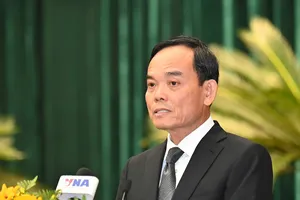 Bí thư Thành ủy TPHCM Trần Lưu Quang dự và phát biểu chỉ đạo tại kỳ họp thứ nhất HĐND TPHCM khóa XI