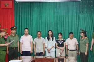 Khởi tố nhóm đối tượng làm giả hồ sơ nhà ở xã hội để trục lợi