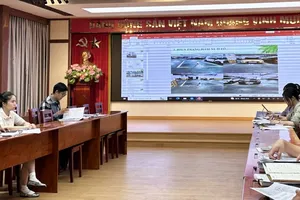 Buổi họp gỡ vướng cấp sổ hồng của Tổ công tác 1645. Ảnh: THANH HIỀN