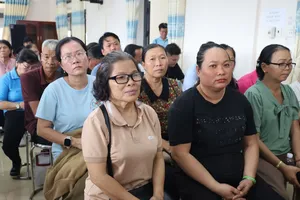 Cử tri kiến nghị siết chặt quản lý kinh doanh thực phẩm online 
