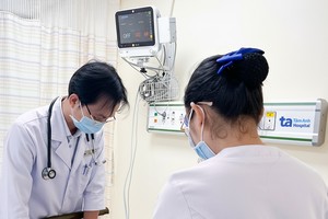 病人在医院治疗。