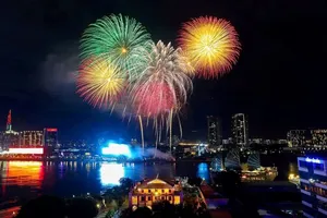胡志明市将举行艺术烟花表演。