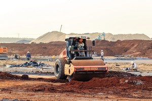 2026年公共投资规模可能需达到165万亿元。