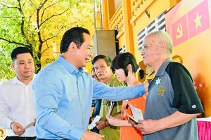 数字化转型必须从日常活中最小问题着手