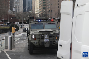 1月5日，委内瑞拉总统马杜罗乘坐的车辆离开美国纽约南区联邦地区法院。新华社记者 张凤国 摄