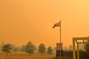 澳大利亚维多利亚州宣布因林火进入灾难状态。