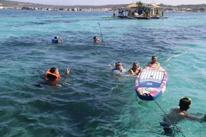 位于林同省富贵特别区的甘滩正以其原始、宁静的风貌，吸引着越来越多寻求独特体验的游客，特别是年轻游客。