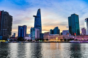 第57号《决议》：确立在数字时代中的引领作用