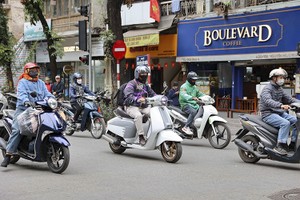 北部地区白天出现分散性降雨，中午至下午天气转晴。