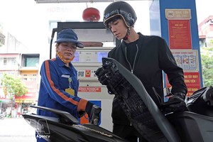 春节前夕越南各类成品油价格一律上调。