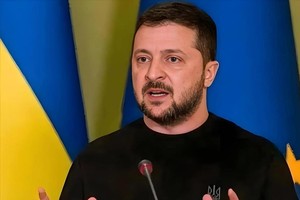 泽连斯基总统否认将于近期公布乌总统选举计划。