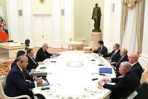 普京总统会见古巴外长：针对古巴的新制裁措施不可接受。