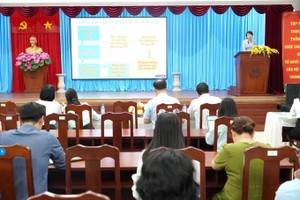 培训会议现场全景。