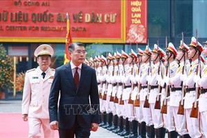  政府总理黎明兴出席庆祝社会秩序行政管理警察力量传统日80周年纪念活动。