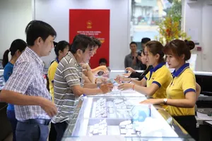 4月14日上午：黄金价格每两上涨150万元。