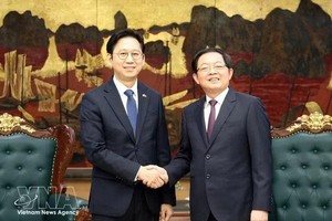 进一步推动越韩科学技术合作