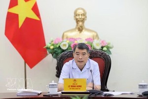 越南政府总理黎明兴在会议上发表讲话。