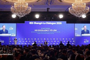 越南党中央总书记、国家主席苏林在第23届香格里拉对话会上发表主旨演讲。