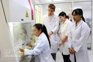 茶荣大学吸引了众多国内外大学生和实习生前来学习与研究。