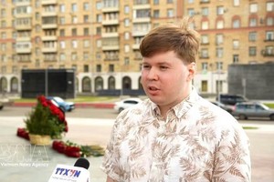 莫斯科国立罗蒙诺索夫大学亚洲和非洲国家研究所尼基塔·利申科（Nikita Lyshenko）接受越通社记者的采访。