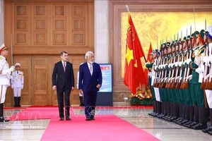黎明兴总理主持东帝汶总理正式欢迎仪式。