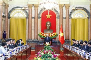 党中央总书记、国家主席苏林在主席府会见来越出席2026年东盟未来论坛的各国代表团团长、专家学者以及国际组织代表。