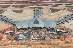 逾7300名建设人员加速施工隆城机场