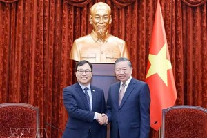 党中央总书记、国家主席苏林会见韩国驻越大使崔泳杉。