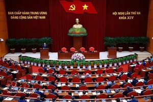 第十四届党中央执委会第三次会议闭幕。图自越通社