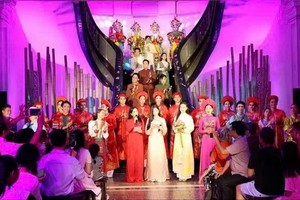每逢周末，胡志明市博物馆举行艺术表演活动。（博物馆供图）
