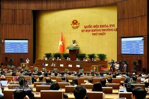 国会通过关于成立广宁市和北宁市的《决议》。图自越通社