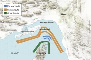  Al Jazeera美伊冲突爆发前通过霍尔木兹海峡的航线（蓝色）。图：半岛电视台（Al Jazeera）