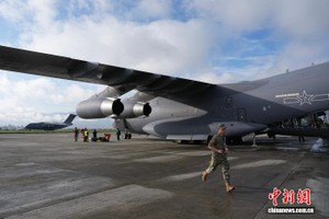 中国政府紧急救援物资运抵尼泊尔