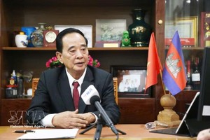 柬埔寨高棉—越南协会主席沈吉接受越通社记者采访。图自越通社